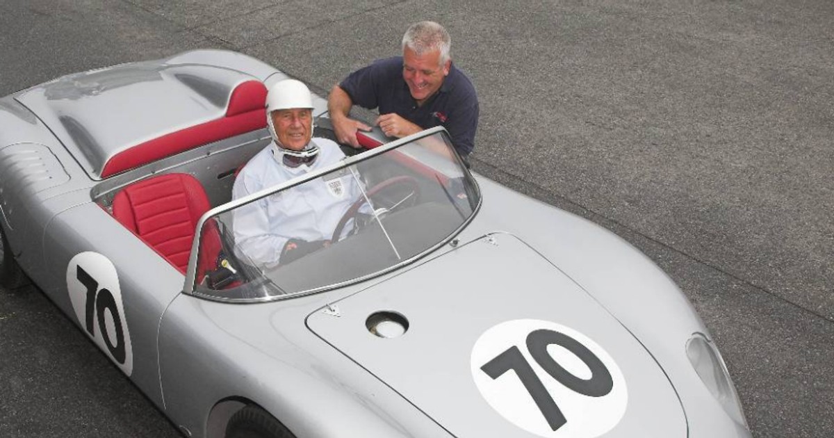 Sir Stirling Moss przechodzi na emeryturę