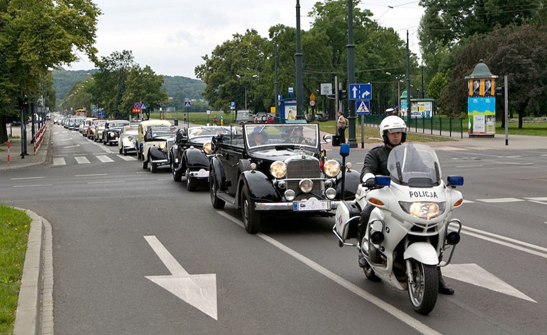 Mercedes: gwiazdy zdobyły krakowski rynek