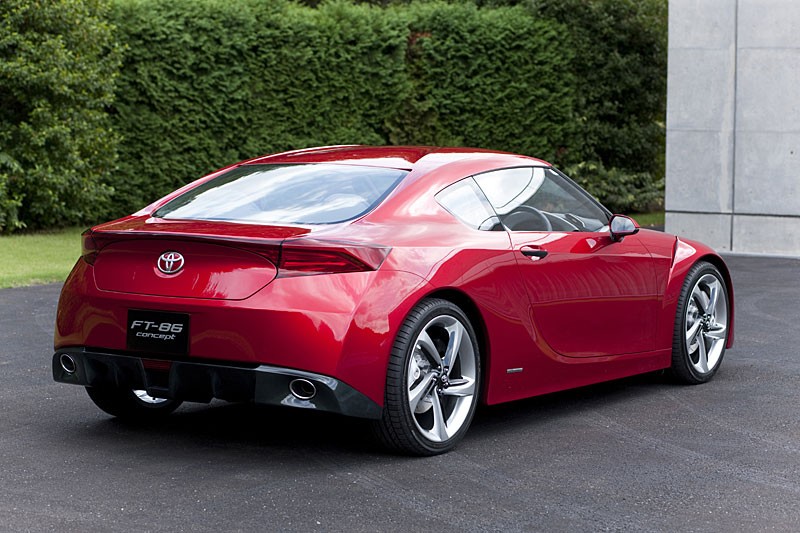 Tokio 2009: Toyota FT-86 - powrót kompaktowego coupé