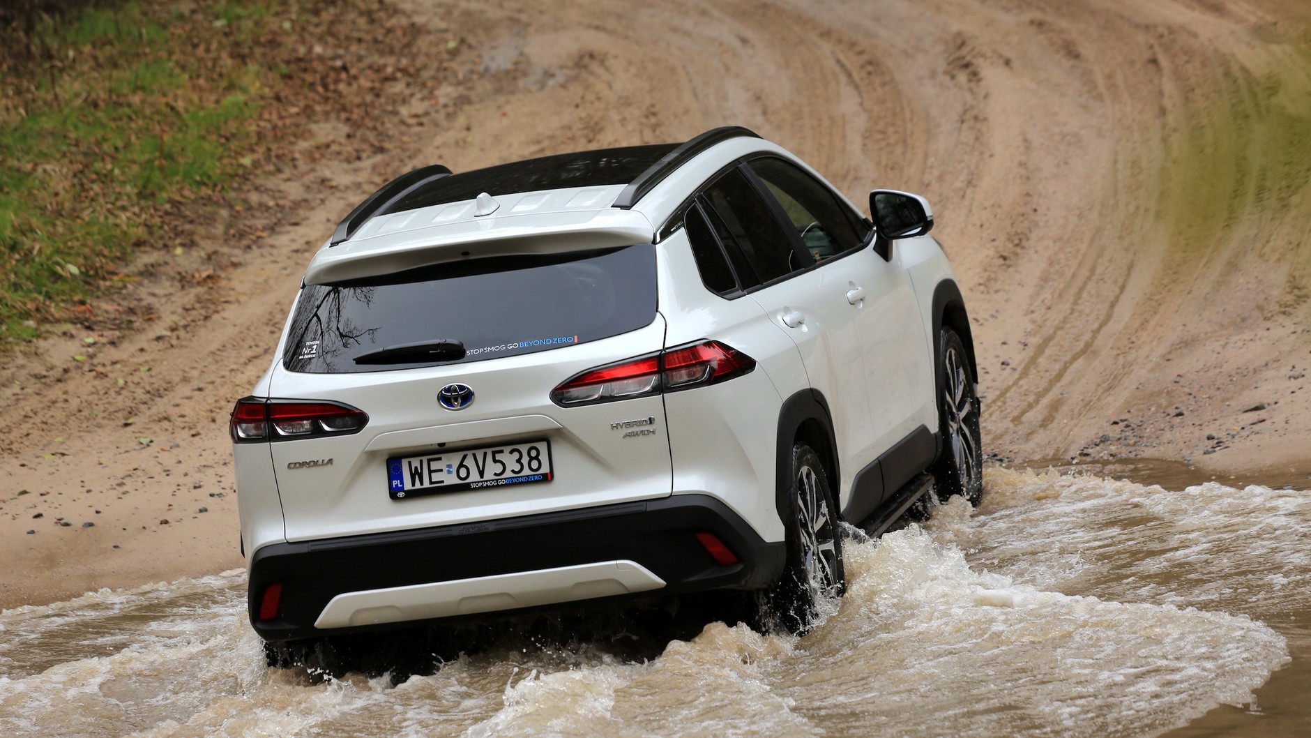 Toyota Corolla Cross 2.0 Hybrid AWD-i (2022 r.)