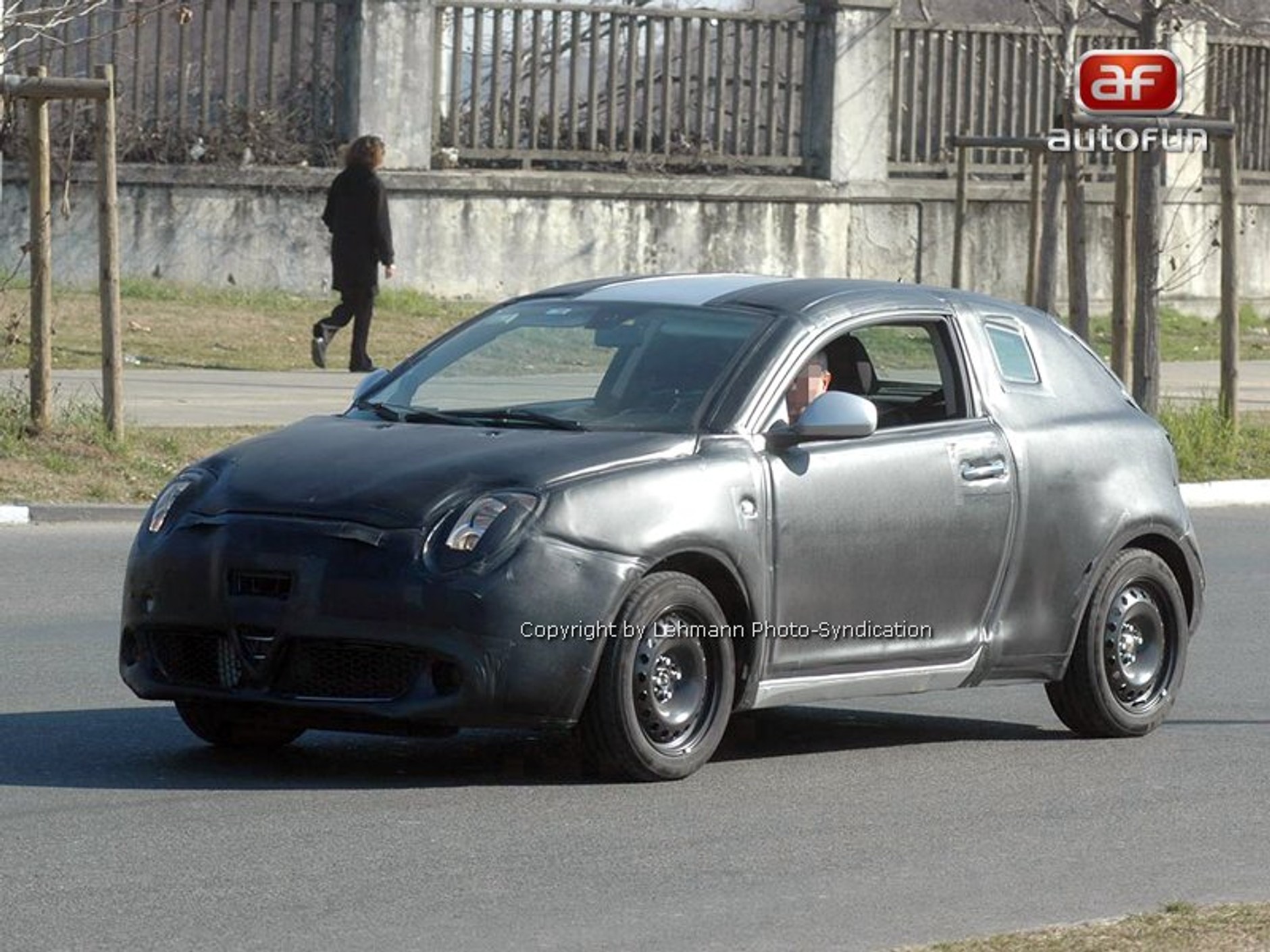 Zdjęcia szpiegowskie: Alfa Junior coraz bliżej premiery