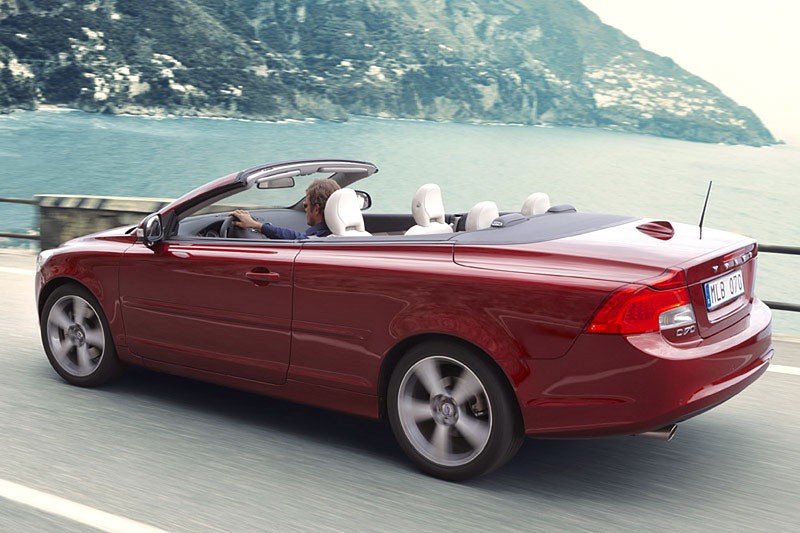IAA Frankfurt 2009: Volvo w kolorze flamenco - czyli nowe C70