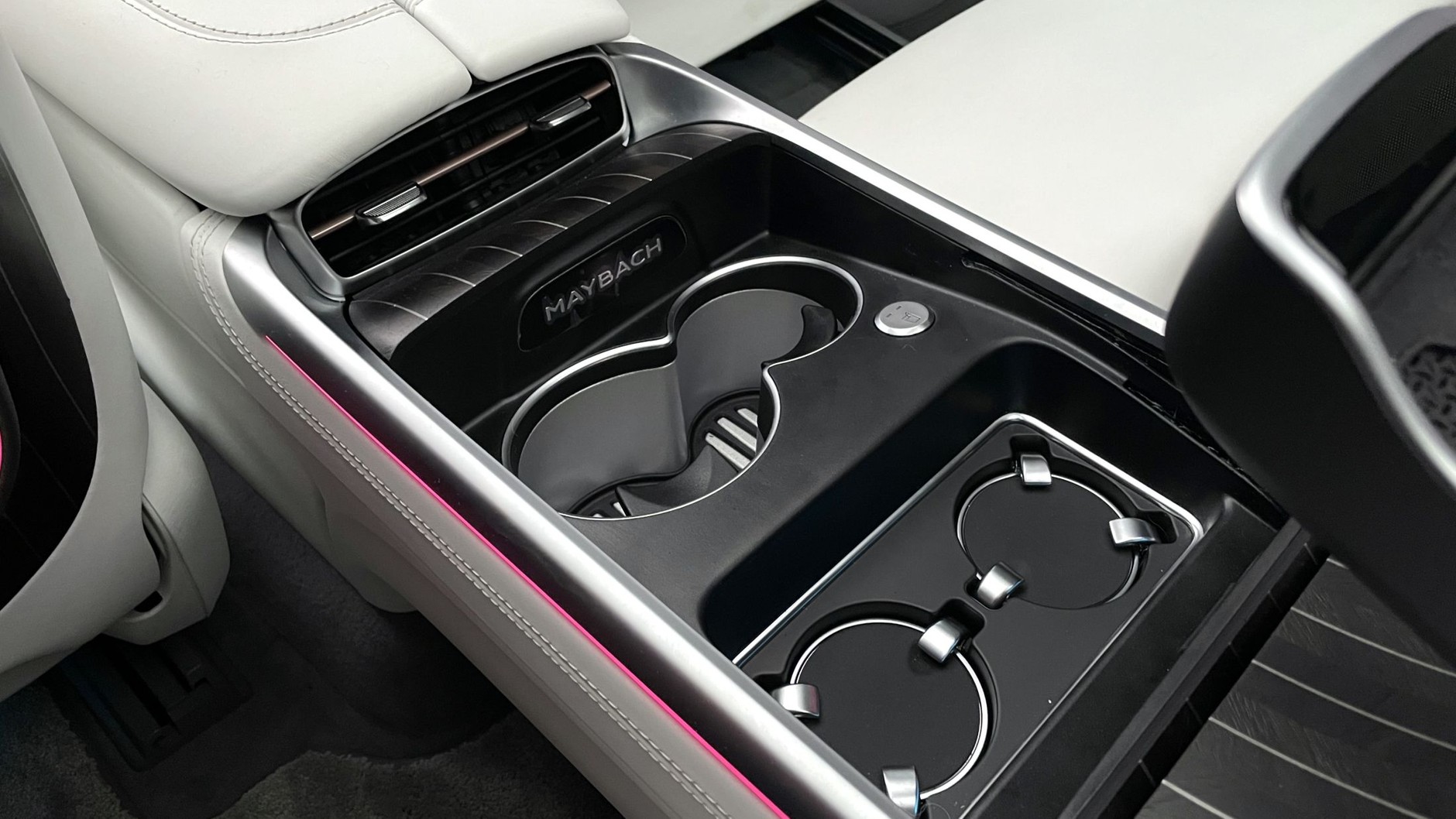 Mercedes-Maybach EQS SUV