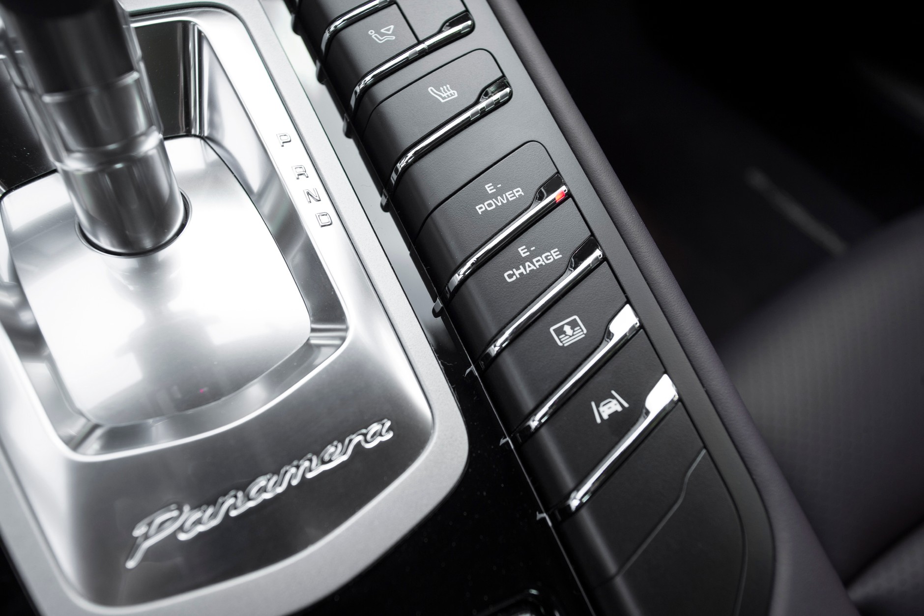 Porsche Panamera-2