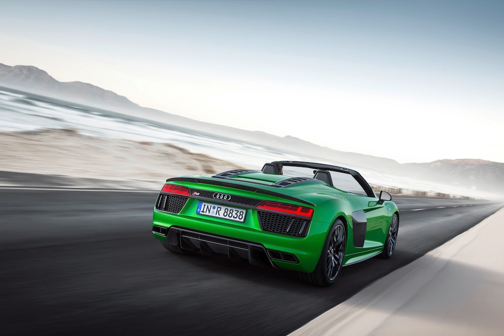 Audi R8 Spyder  V10 plus
