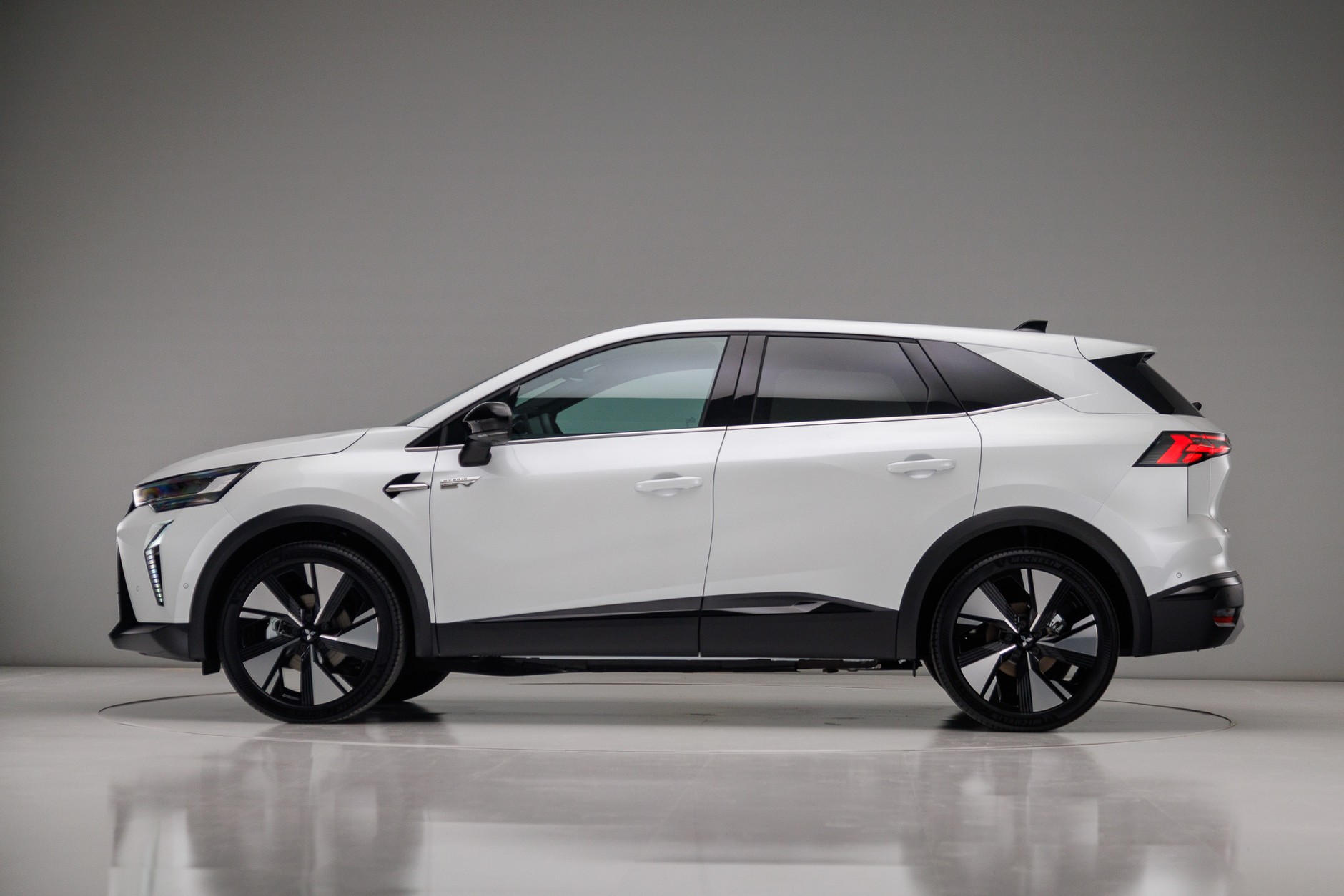 2025 Mitsubishi Grandis