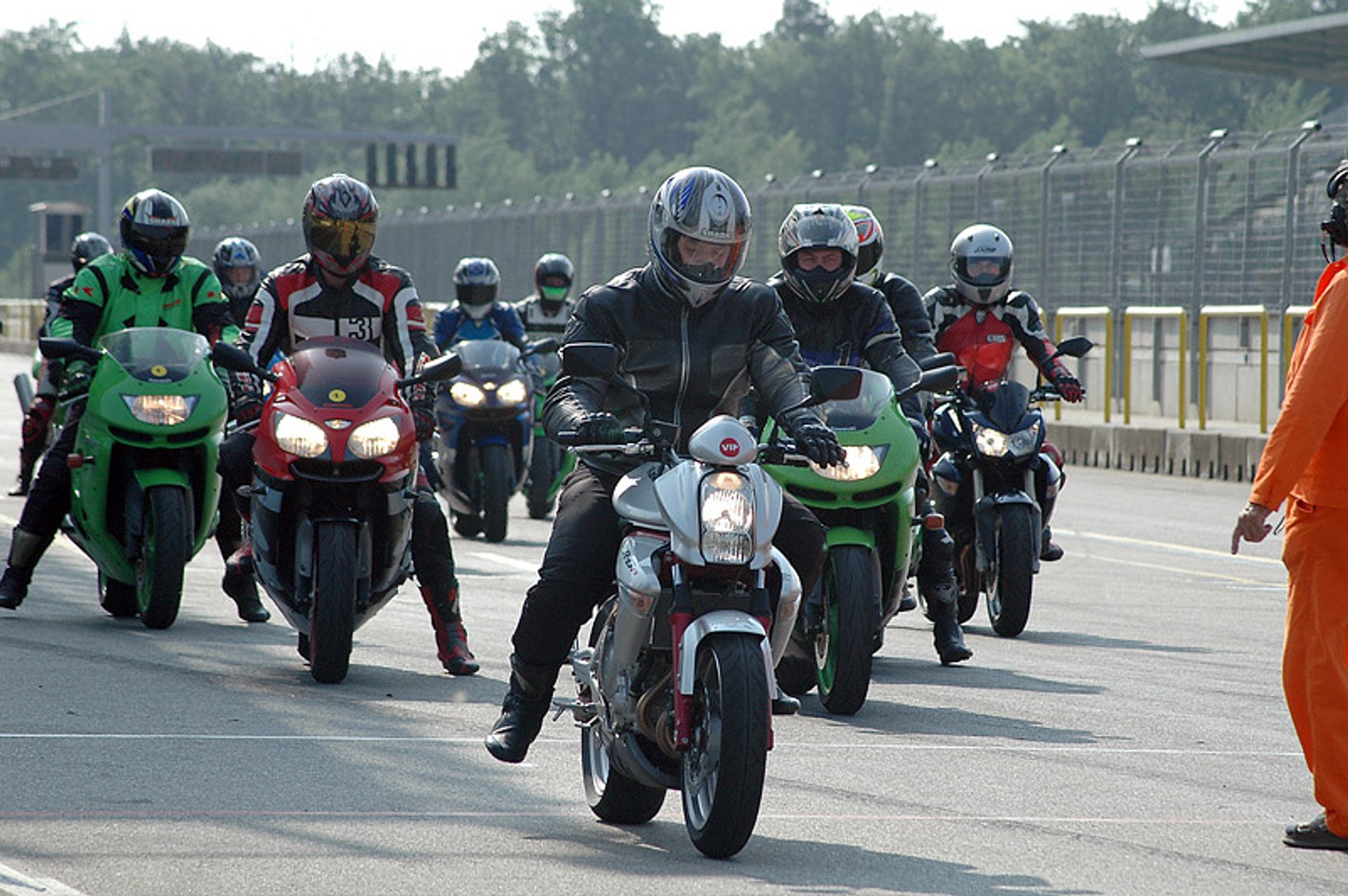 Dzień Kawasaki: tragiczny koniec małej ZX-6R Ninja (+ duża fotogaleria)