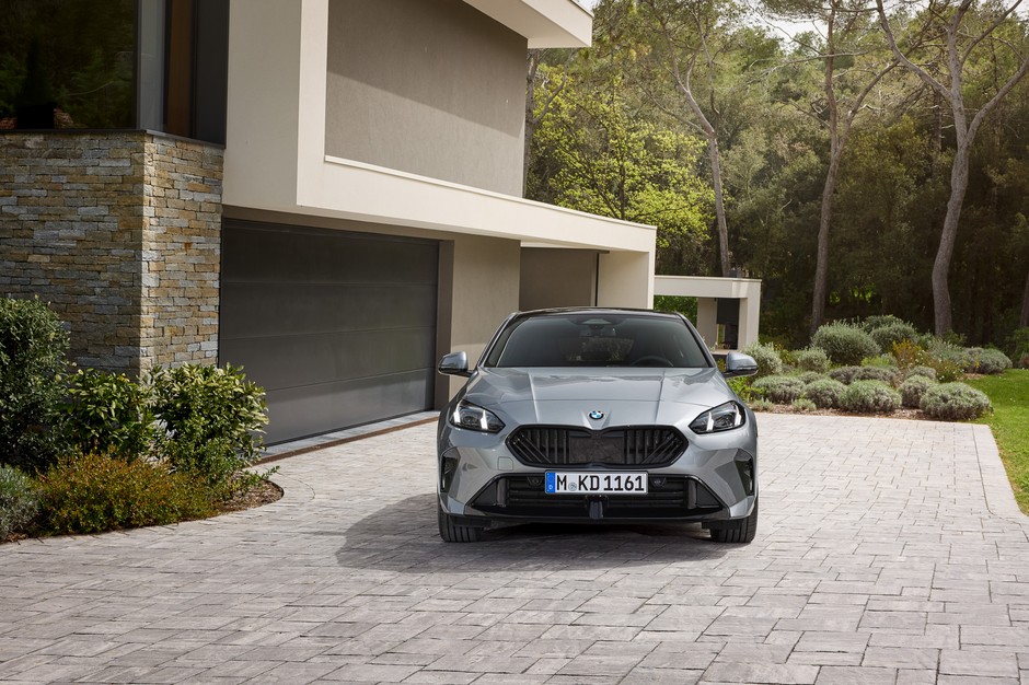2024 BMW Serii 1