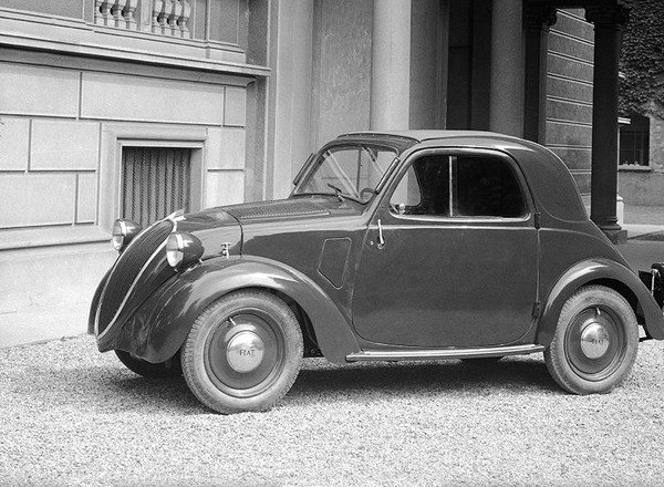 Fiat 500 Topolino ma 80 lat