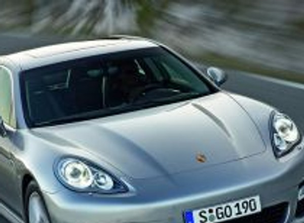 Continental: Panamera na bezpiecznych oponach!