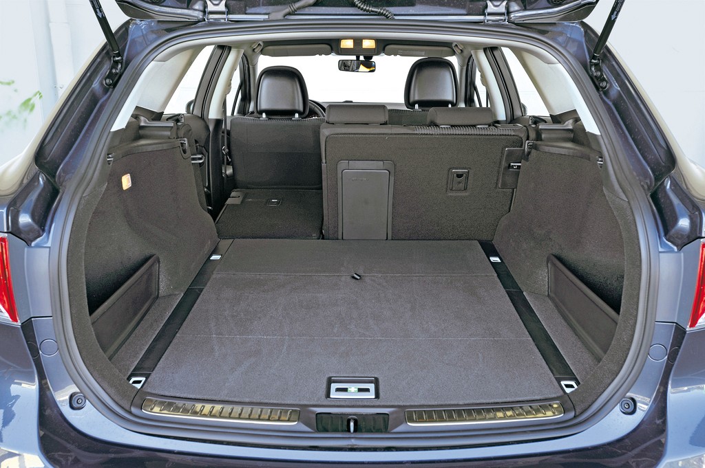 Honda Accord Tourer kontra Opel Insignia Sports Tourer i Toyota Avensis Wagon - Kombi w pogoni za stylem