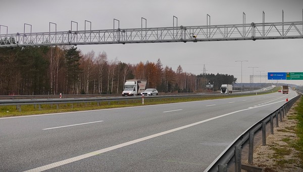 Na autostradzie A1 działa nowy odcinkowy pomiar prędkości. Pojedziesz za szybko, zapłacisz