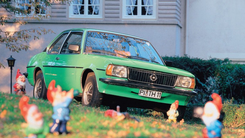 Opel Ascona B - z domatora sportowiec