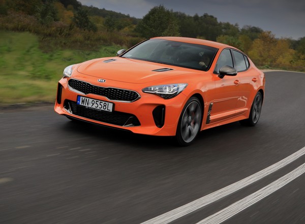 Kia Stinger GT 3.3 V6 - ma w sobie coś zwierzęcego