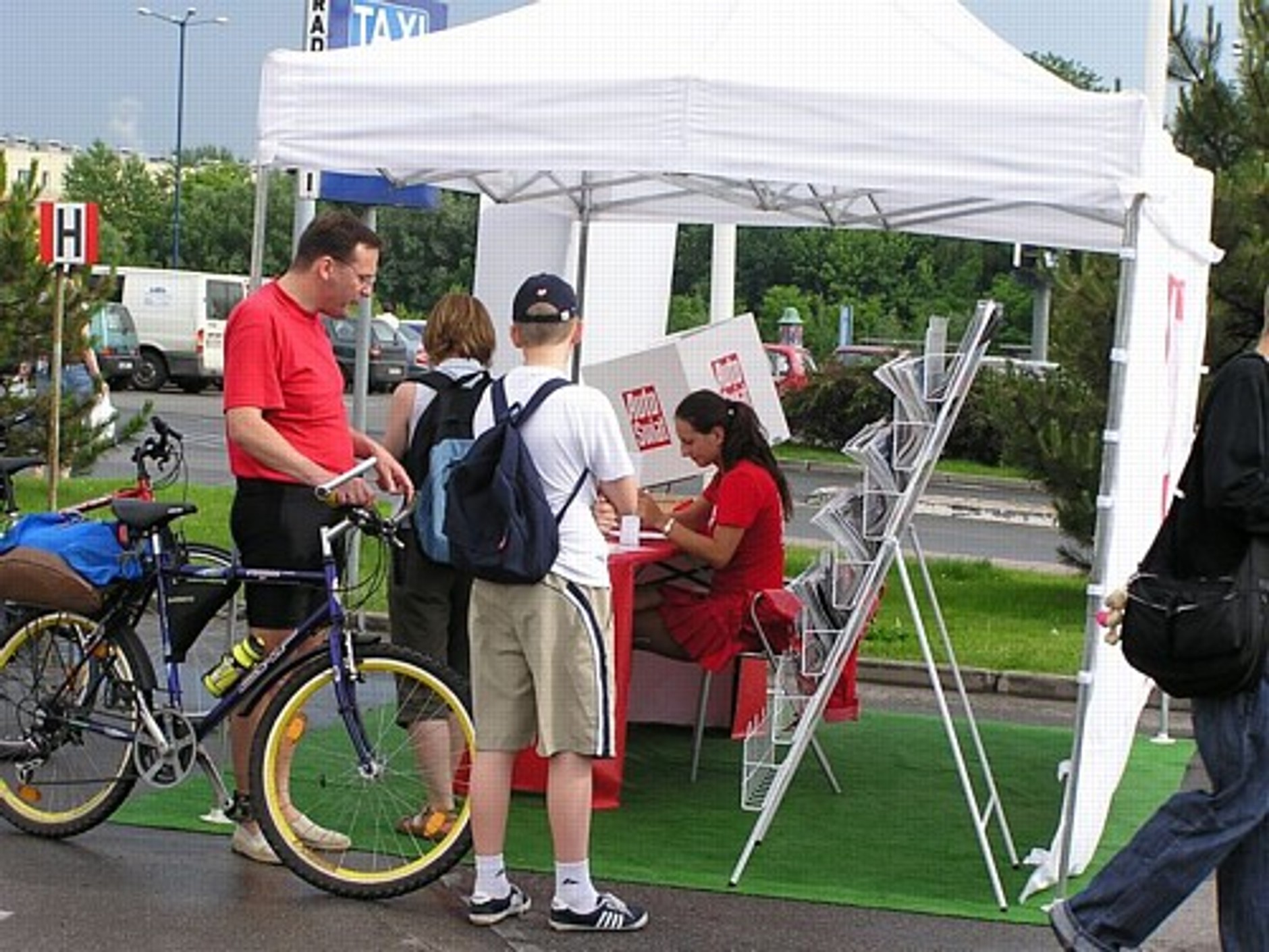 Kraków, CH Krokus (17 czerwca 2006)