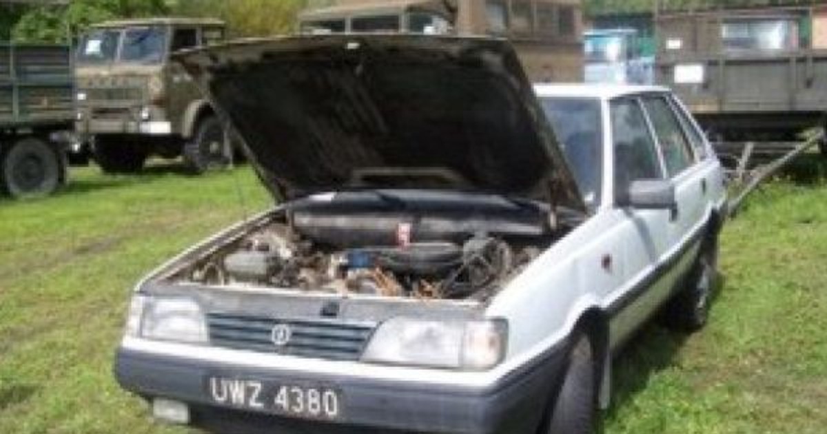 Polonez Caro na przetargu AMW
