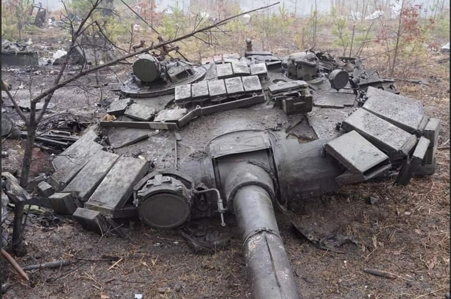 Wieża oderwana od czołgu