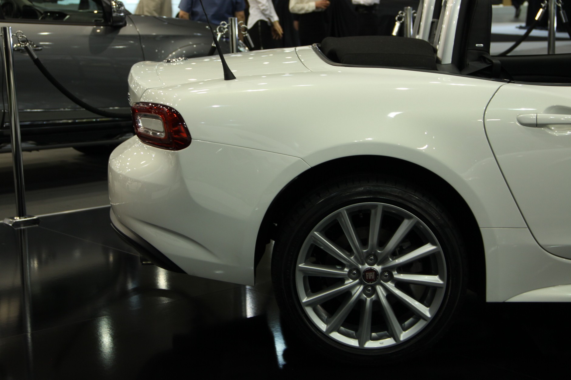 Fiat 124 Spider (Poznań 2016)