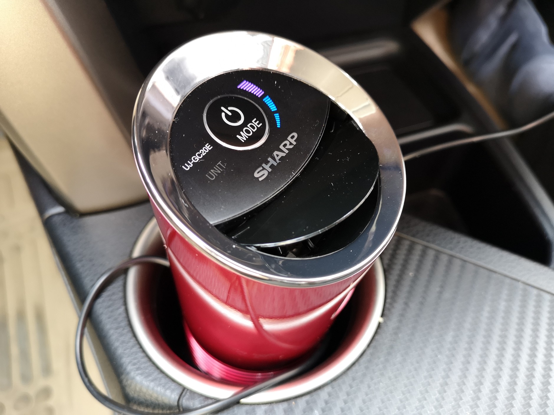 Sharp Sharp UJ-GC20E - samochodowy oczyszczacz powietrza