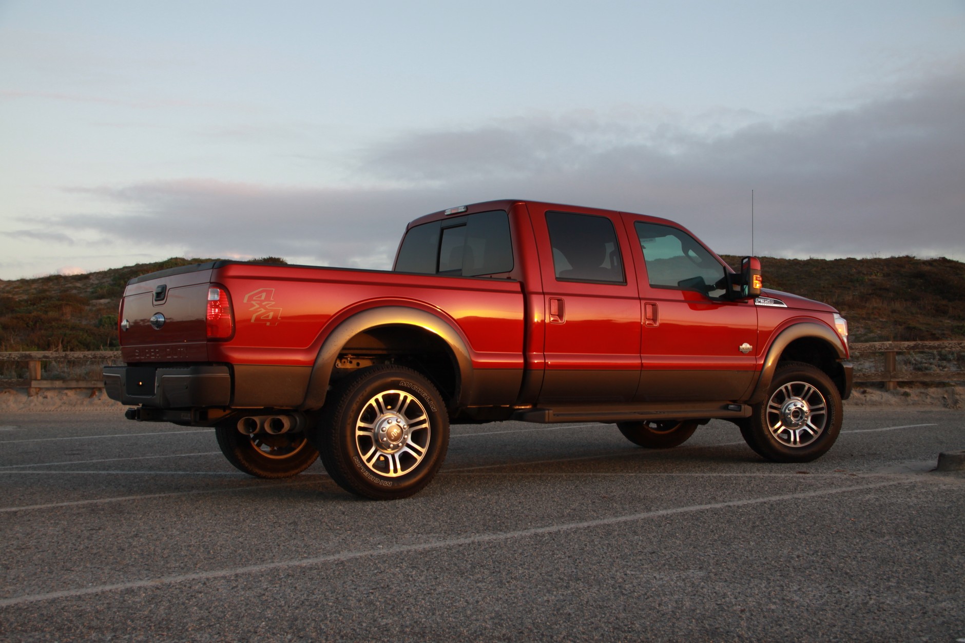 Ford F-350 Super Duty King Ranch