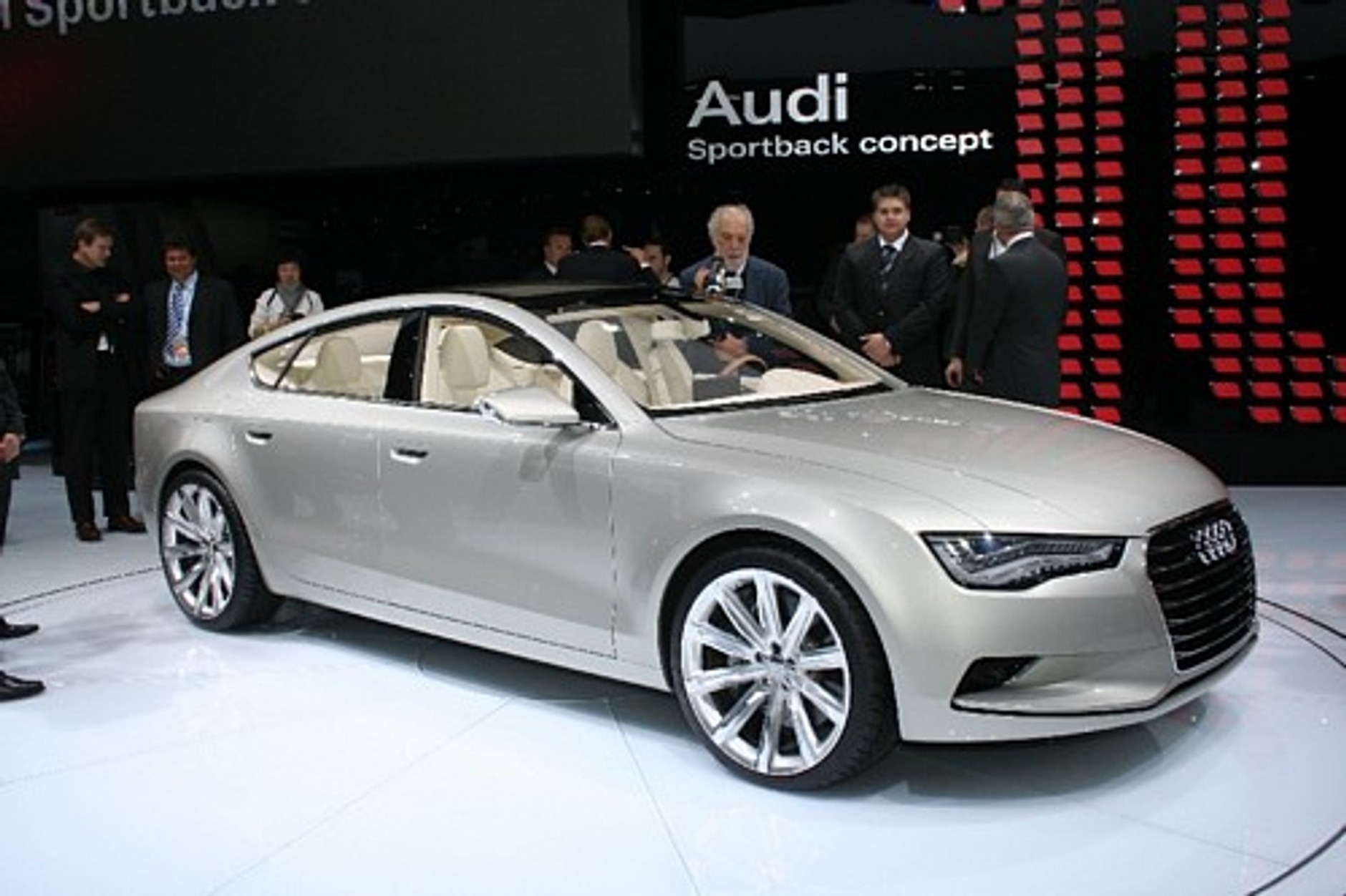 Audi Concept SportBack - Czy tak będzie wyglądać nowe Audi A7?