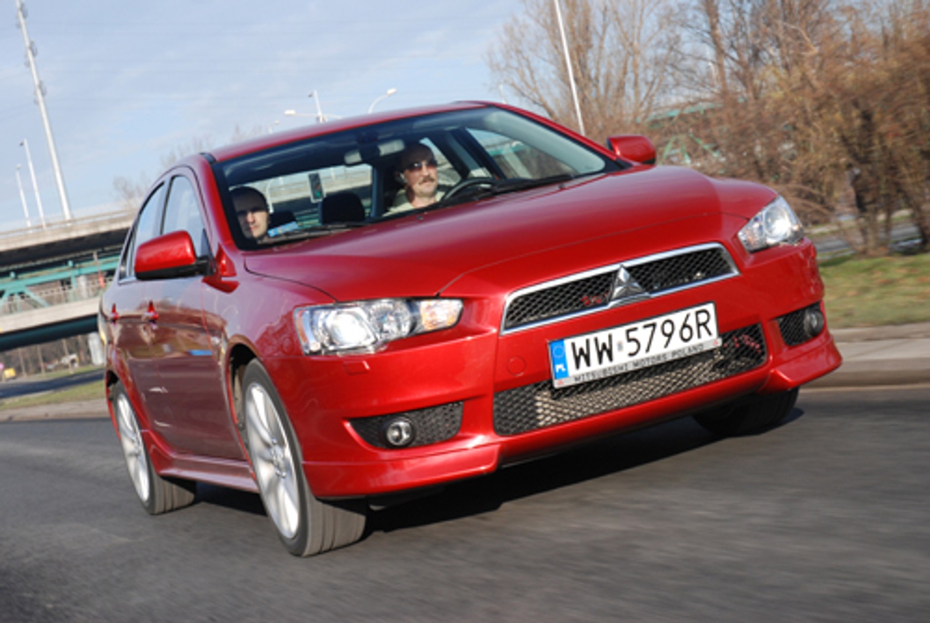 Mitsubishi Lancer 2.0 DI-D instyle - Jestem multimedialny! A ty?