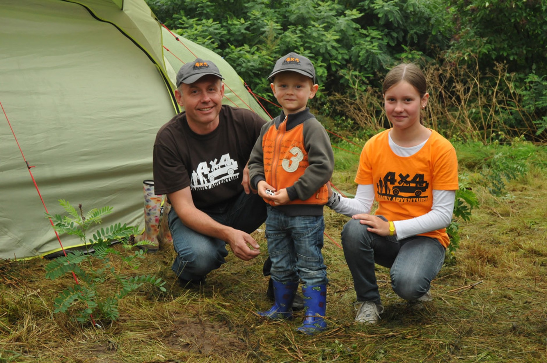 4x4 Family Adventure: baza pod namiotami
