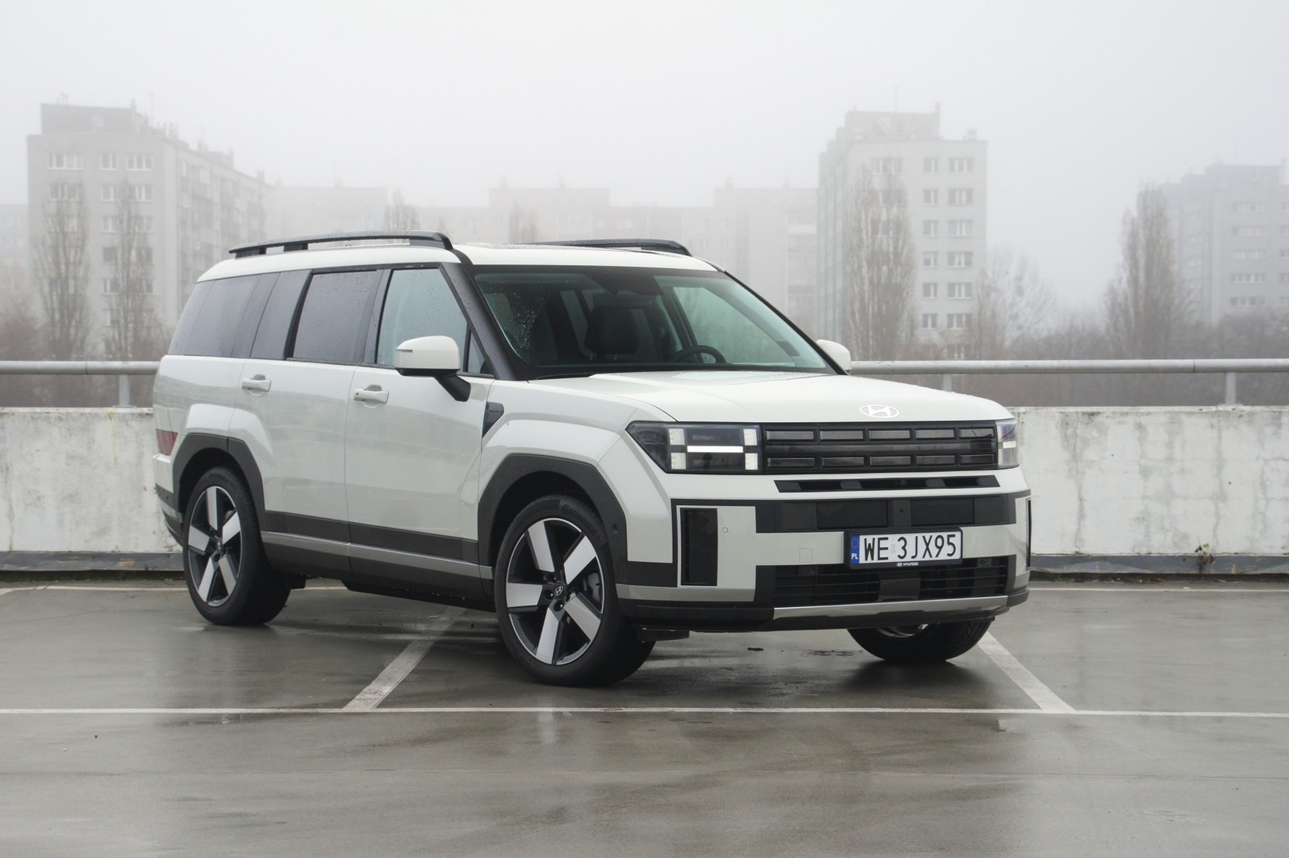 Hyundai Santa Fe Hybrid