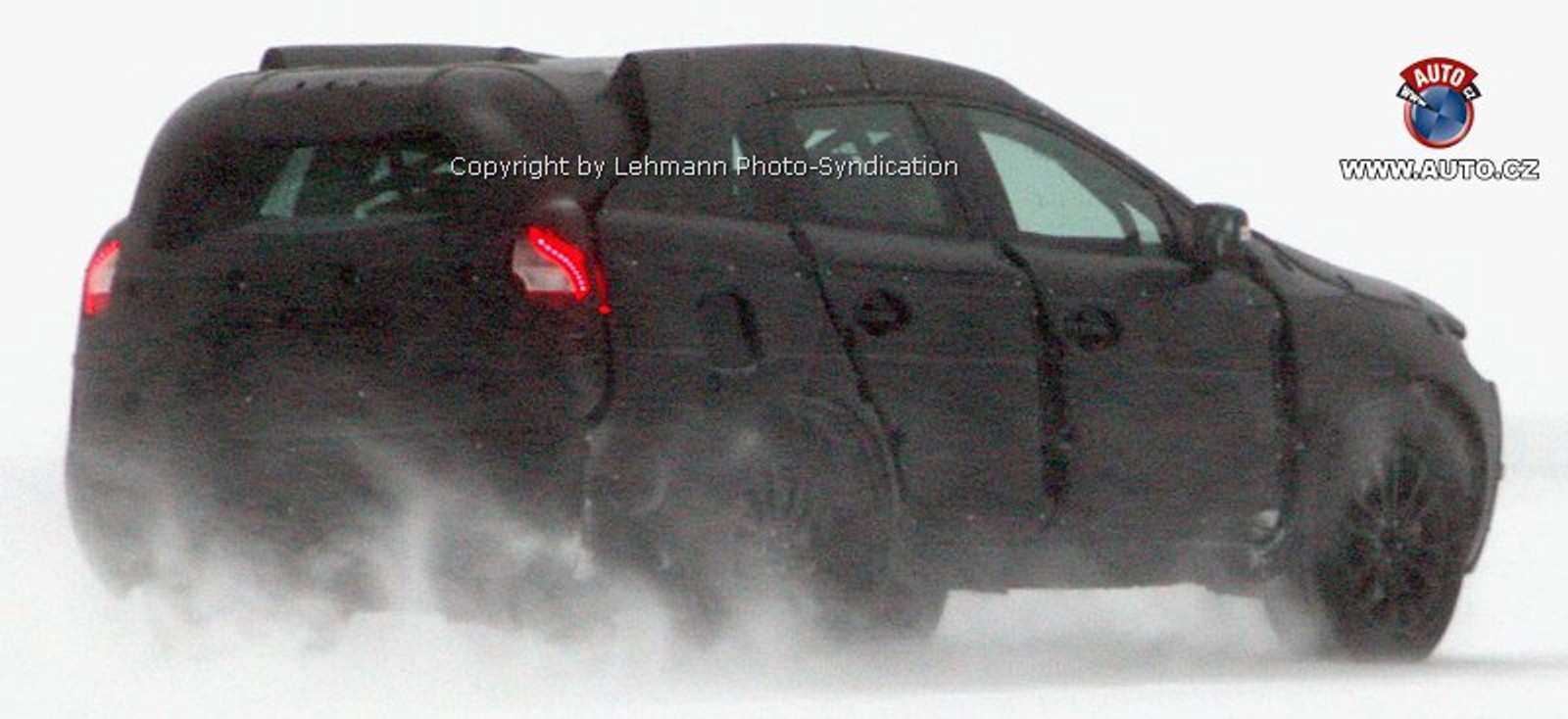 Zdjęcia szpiegowskie: Volvo XC60 już w Genewei