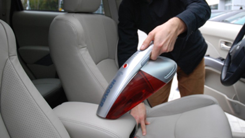 Najpopularniejsze małe odkurzacze do samochodu