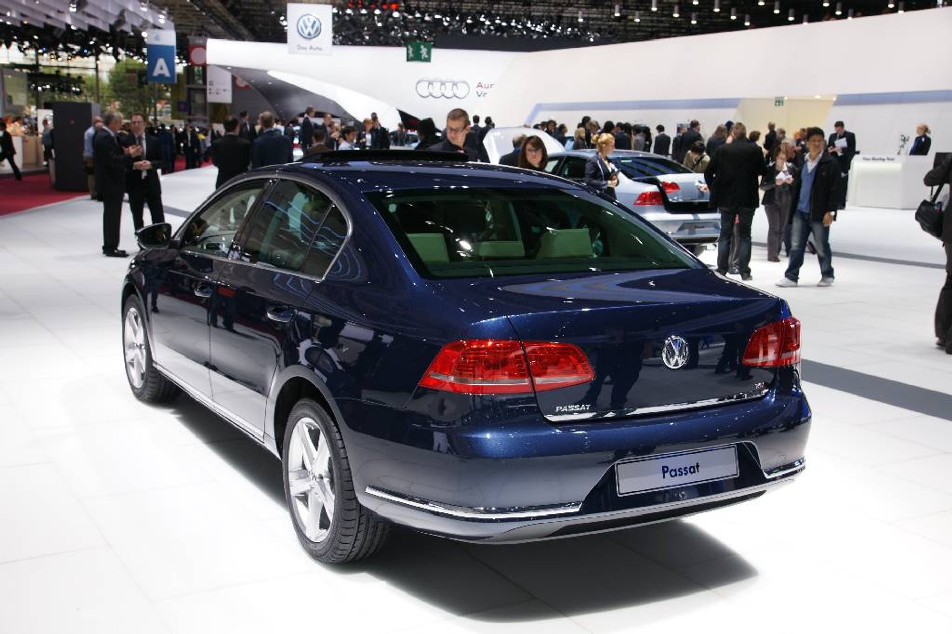 Paryż 2010: relacja z dnia prasowego (galeria 1.)