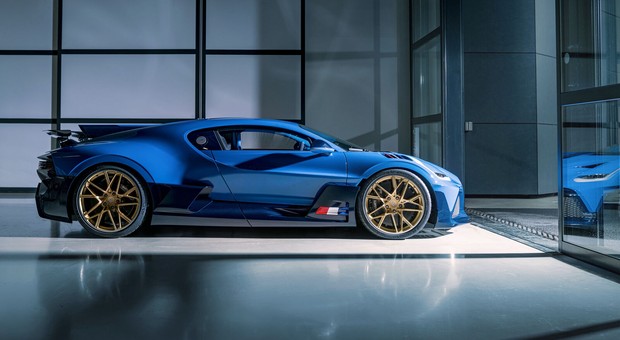 Ostatnie Bugatti Divo dostarczone do klienta
