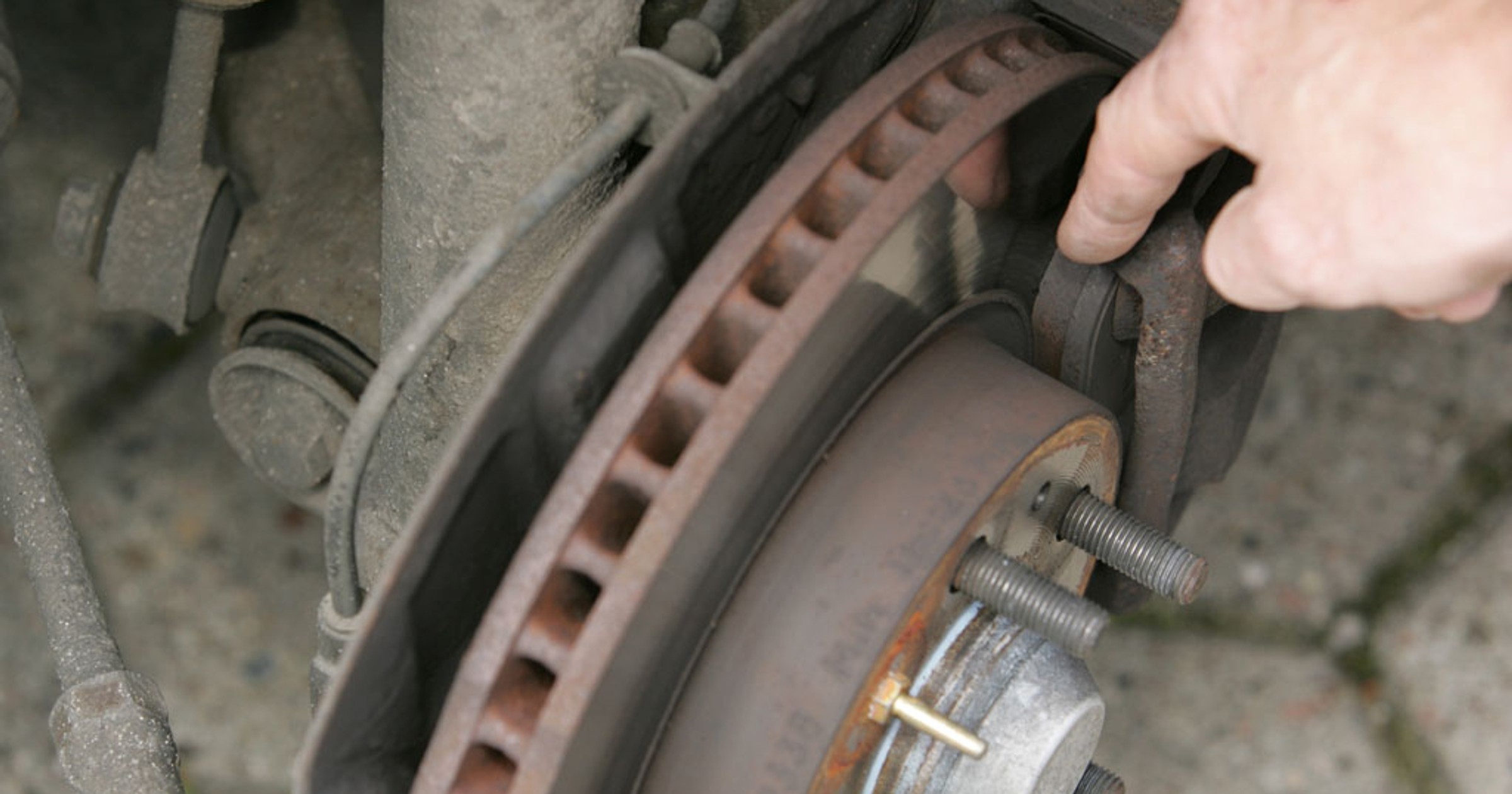 Co się może zepsuć w hamulcach?