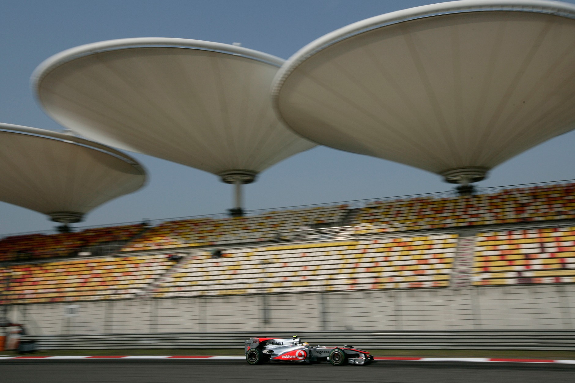 Grand Prix Chin 2010: Button i McLaren najszybciej, Kubica 5. (relacja, wyniki)