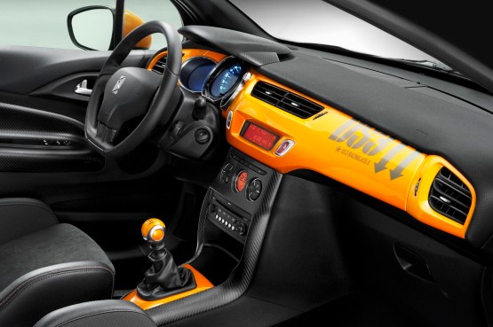Genewa 2010: Citroën - limitowany DS3 Racing dla fanów sportowej jazdy (zdjęcia)