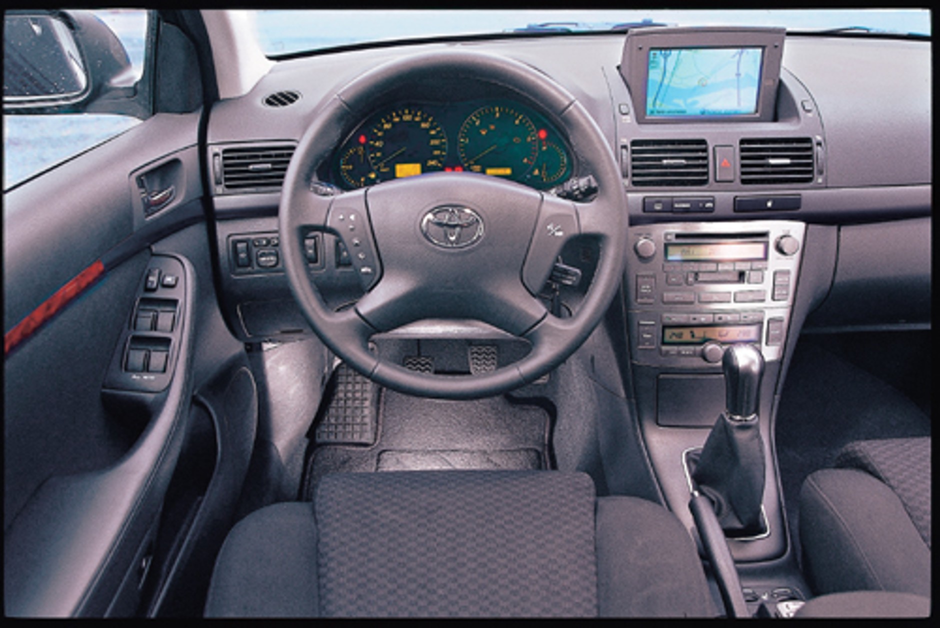 Toyota Avensis 2.0 D-4D - Bezawaryjna, ale z minusem