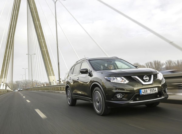 Nissan X-Trail 1.6 DIG-T 160 - czy przedni napęd wystarczy?