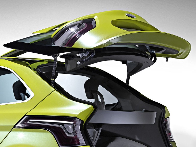 Genewa 2009: Ford iosis MAX – nowy koncept w kinetycznej stylistyce (+ wideo)
