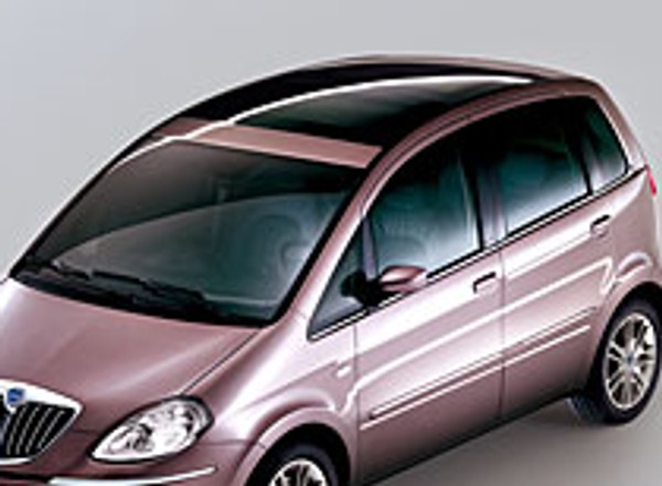 Lancia Musa Poltrona Frau: luksusowa odmiana kompaktowego minivana