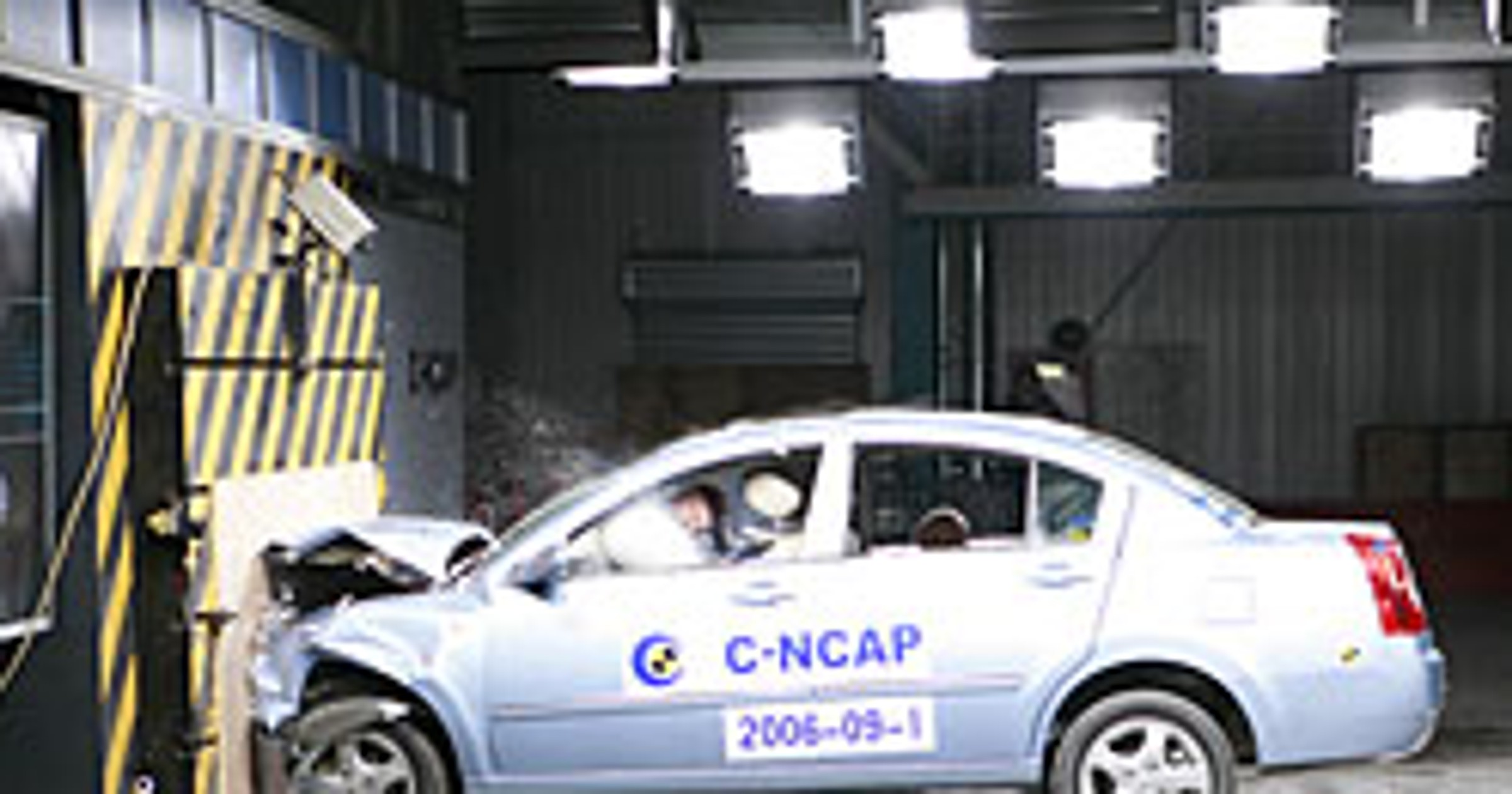 Crashtest Chery Amulet i testy zderzeniowe w Chinach (+ wideo)