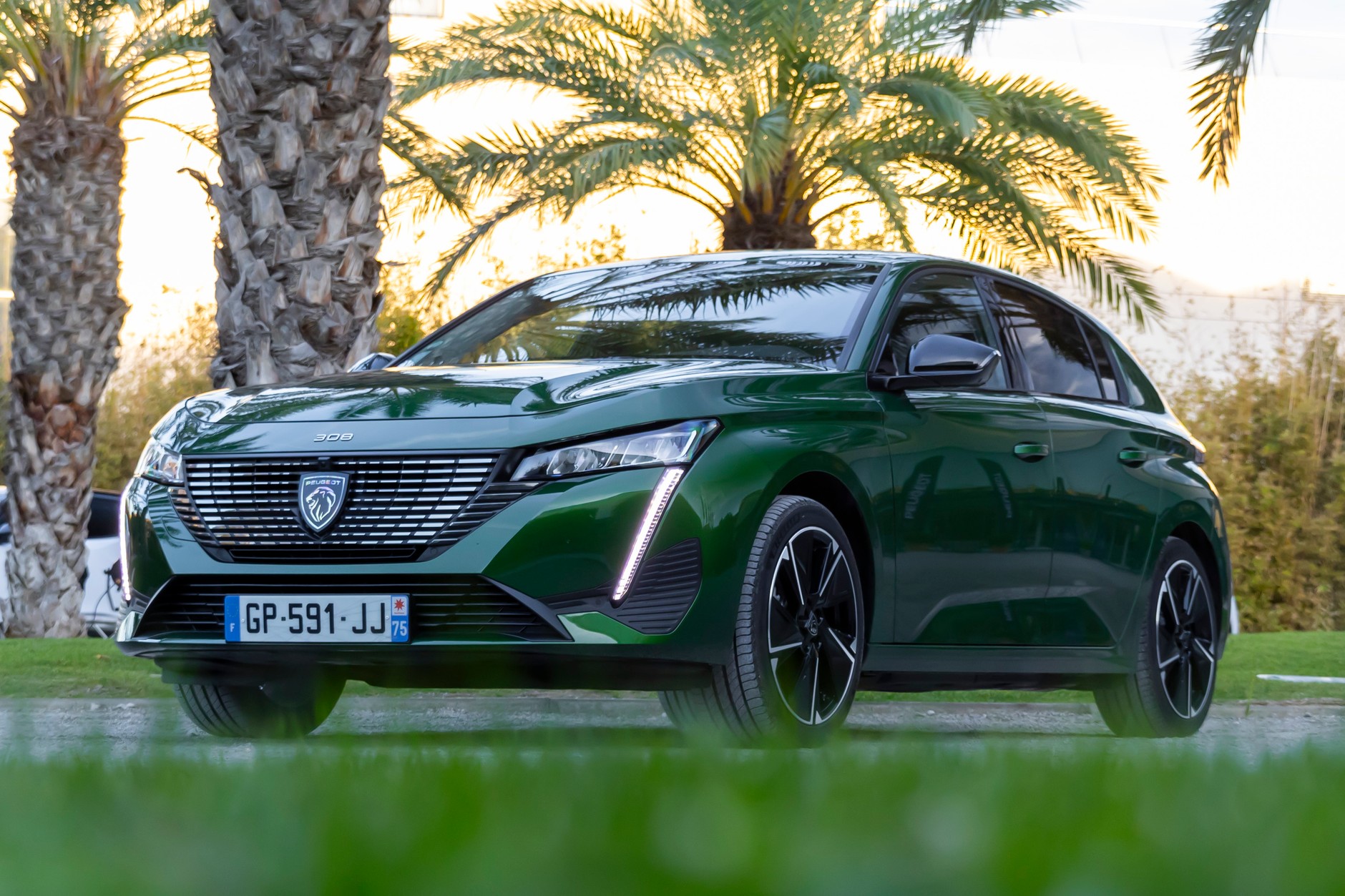 2024 Peugeot E-308
