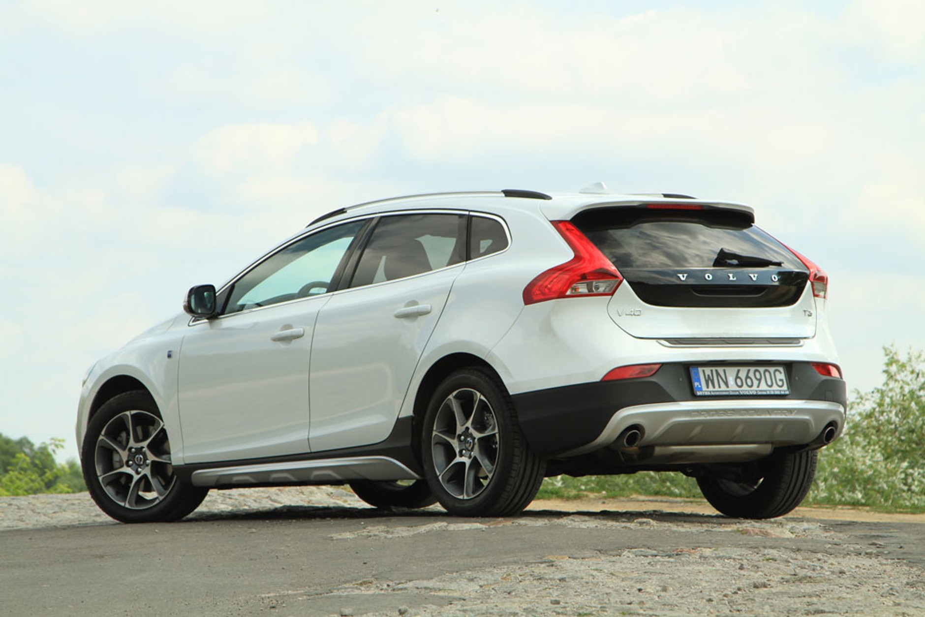 Volvo V40 Cross Country T3 - wysoka jakość w każdym detalu