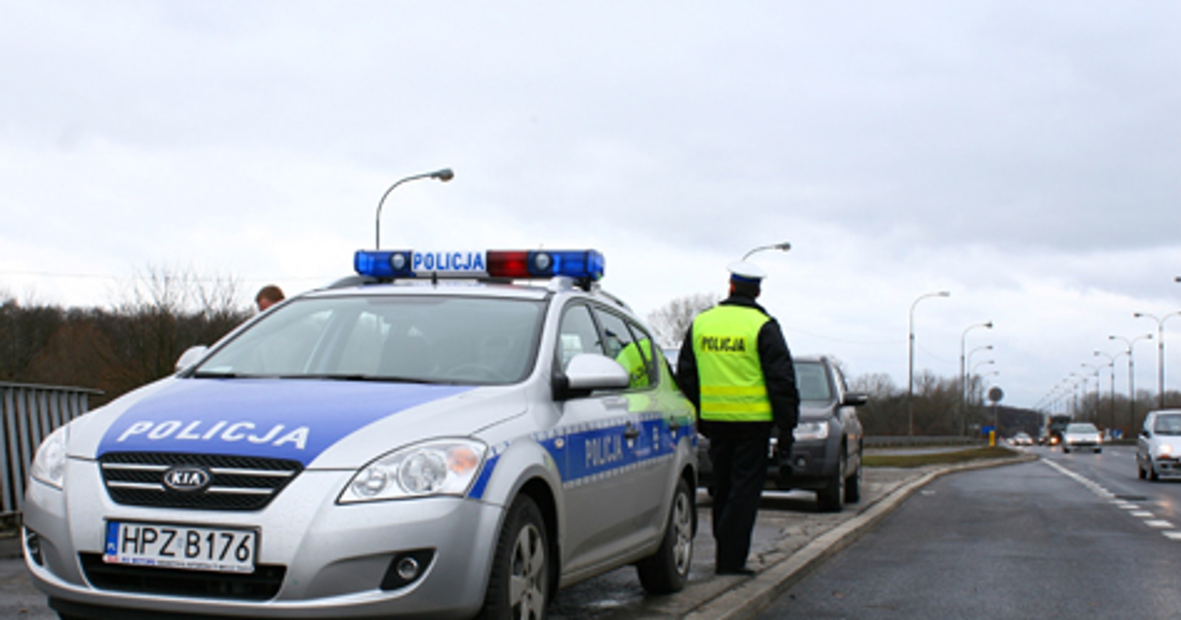 Co może pollicja? Czyli: Bliskie spotkania z władzą