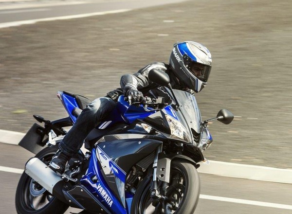 Yamaha YZF-R125 - dynamiczny Supersport dla początkujących