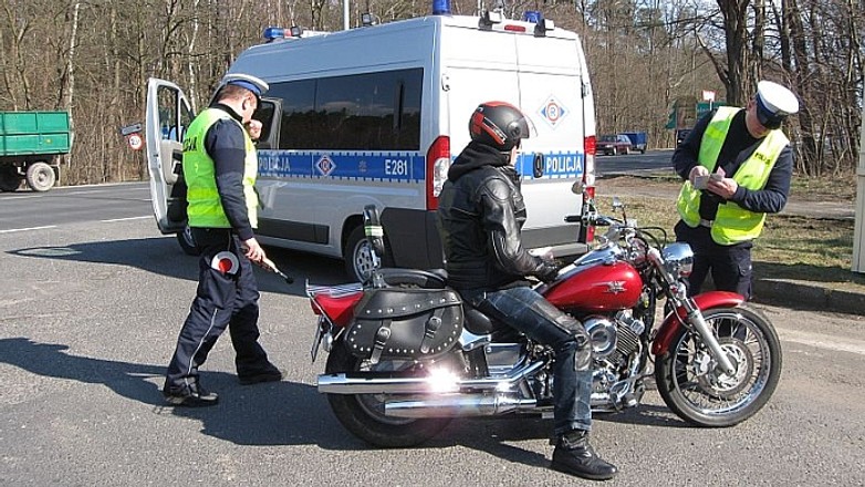 Policja sprawdza układy wydechowe