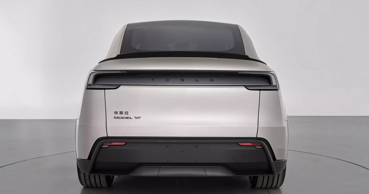 Tesla Model Y L, pierwsze zdjęcia