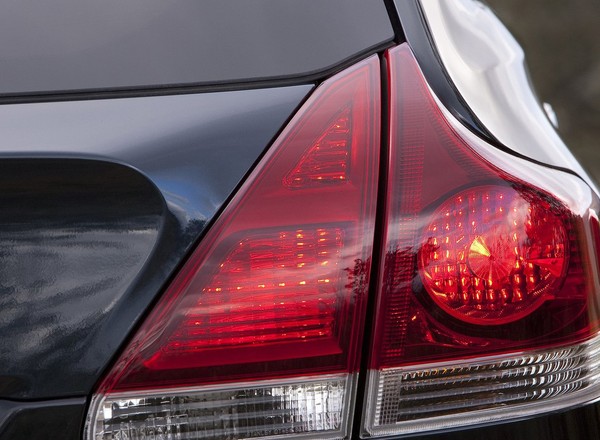 Czy czerwone kierunkowskazy są legalne?