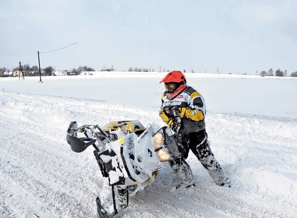 Skuter śnieżny to inny wymiar off-roadu