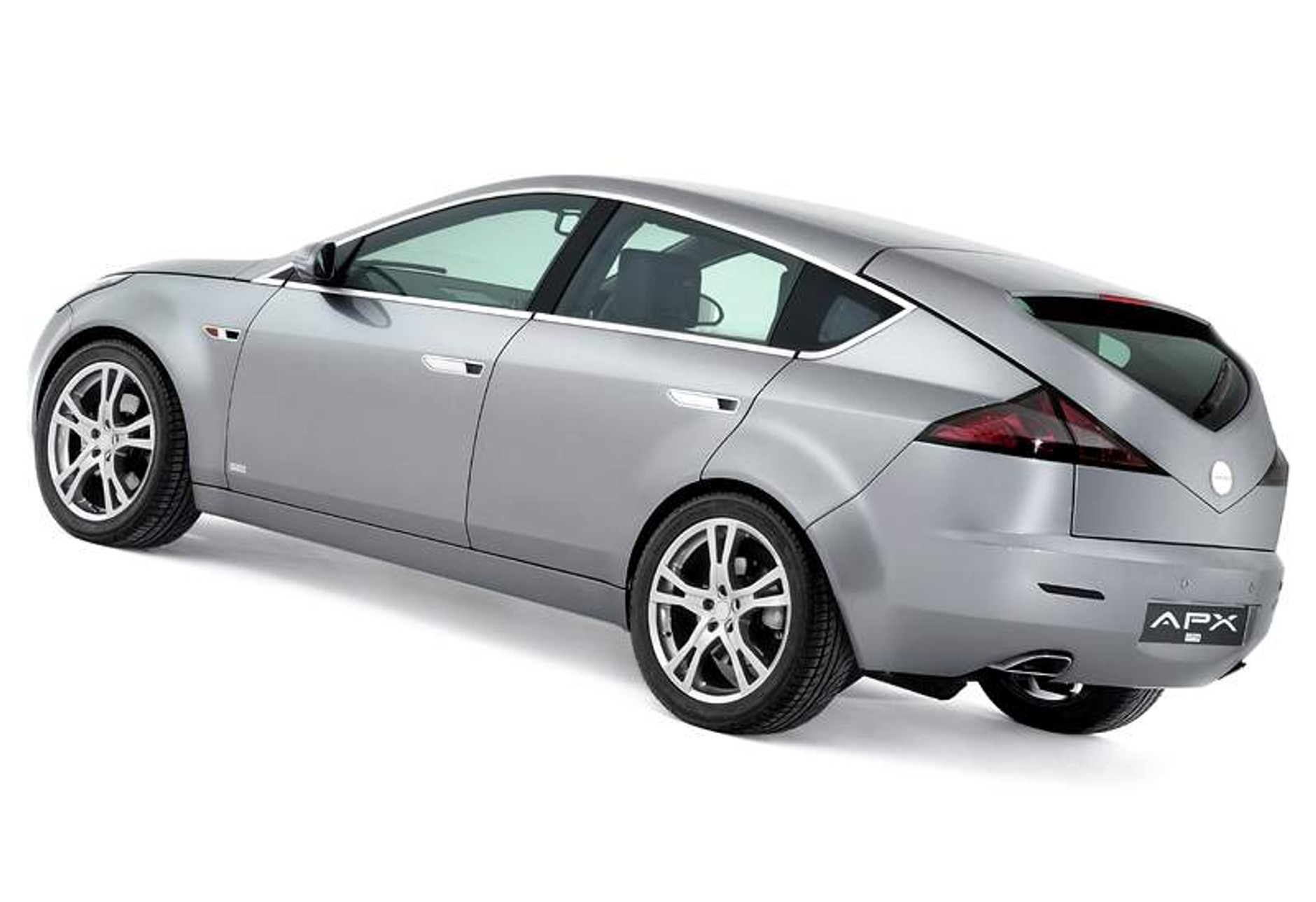 ZAP-X Crossover Electric: studium ze studium