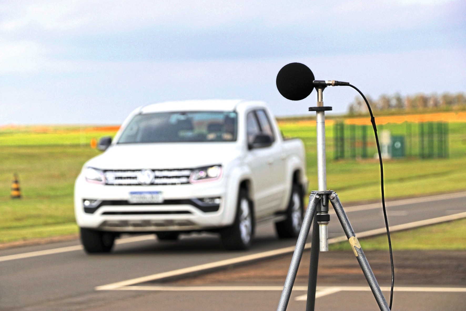 Im bardziej terenowa opona, tym hałas większy. 